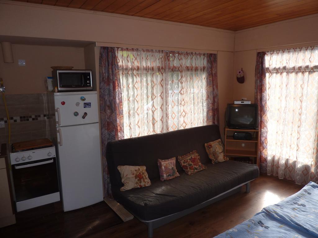 Vadasztanya Apartmanhazak Шиофок Номер фото