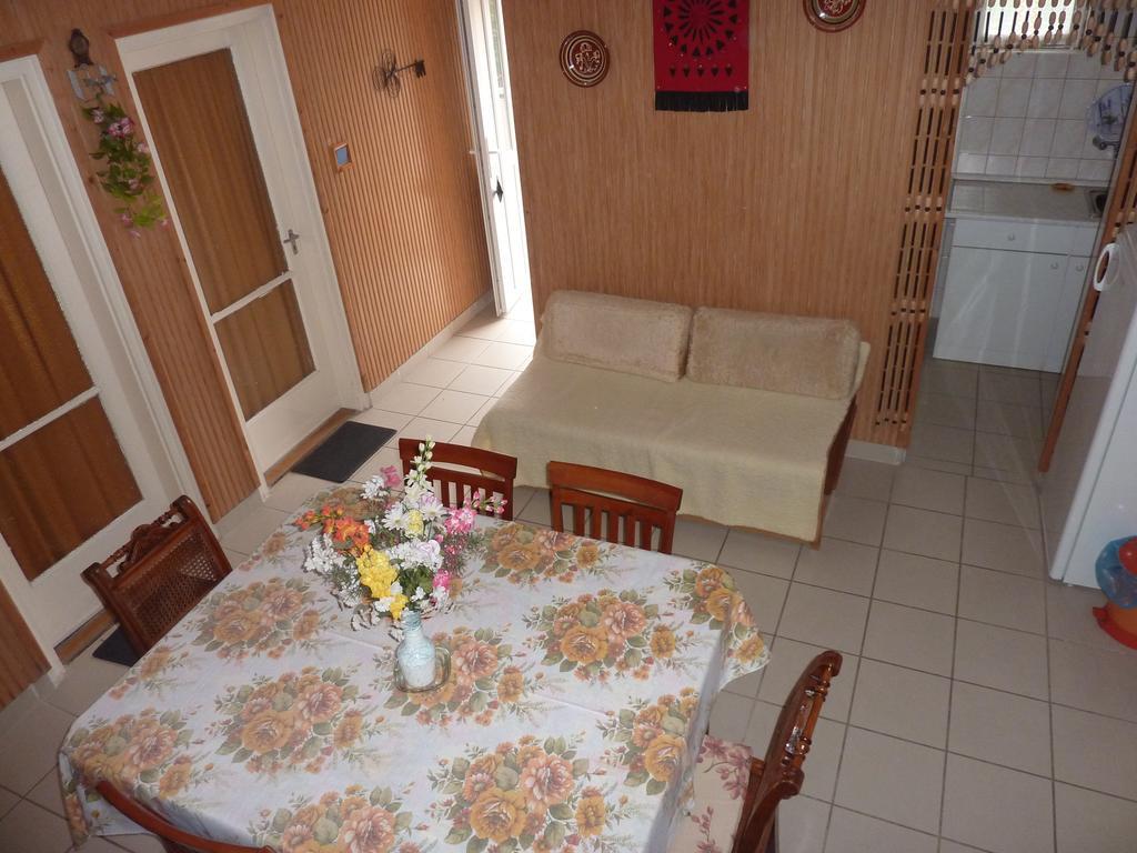 Vadasztanya Apartmanhazak Шиофок Номер фото