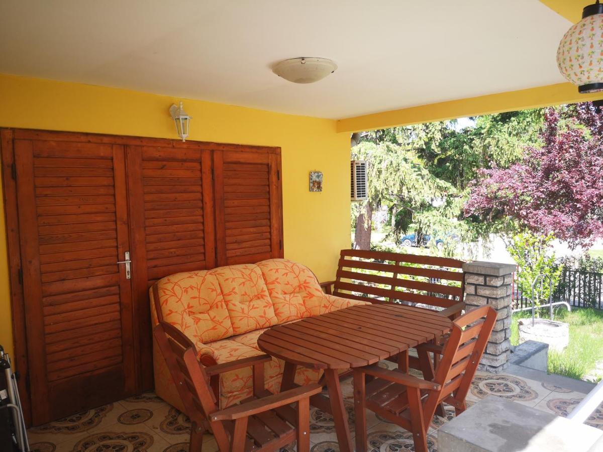Vadasztanya Apartmanhazak Шиофок Экстерьер фото