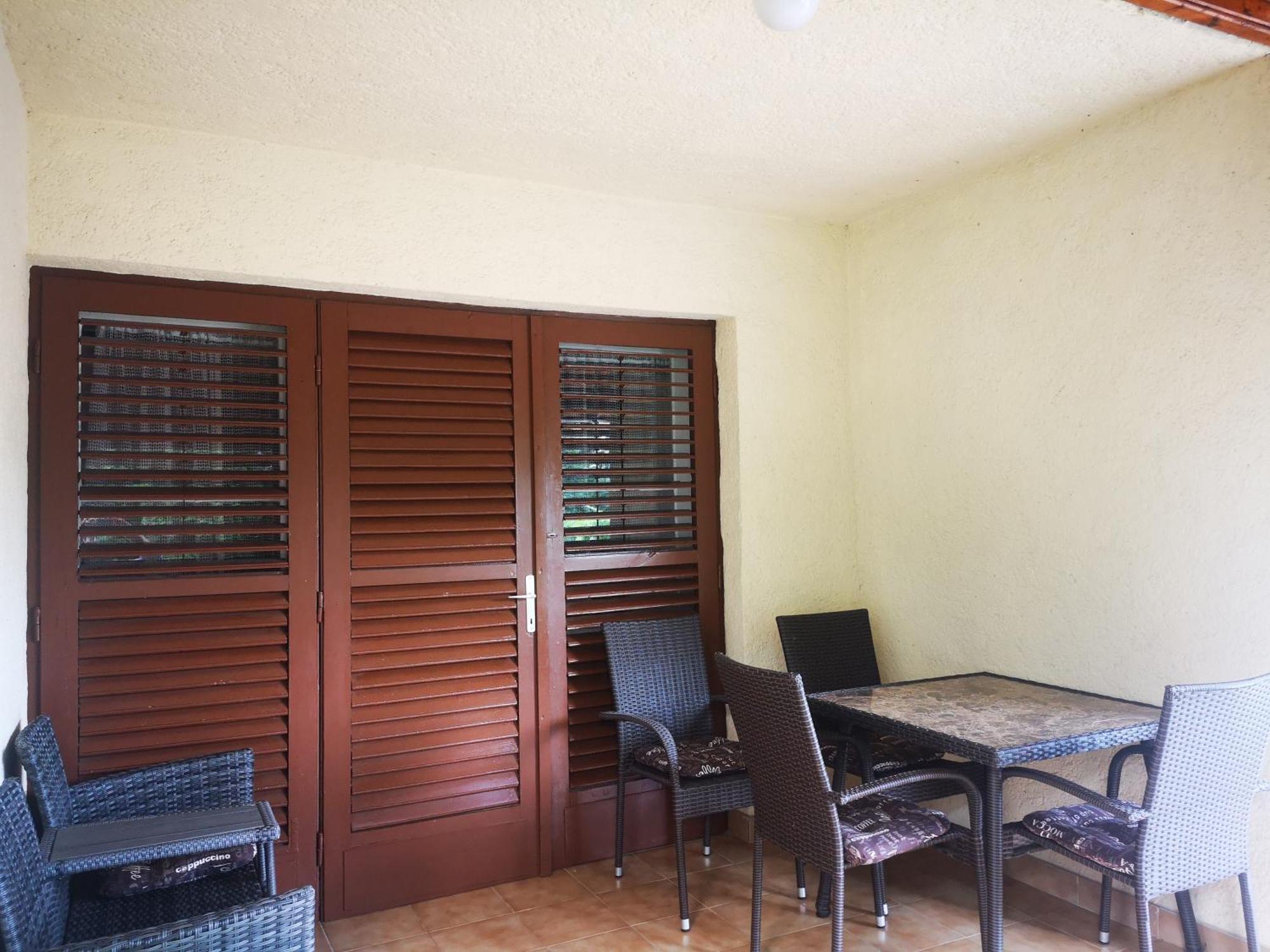 Vadasztanya Apartmanhazak Шиофок Номер фото